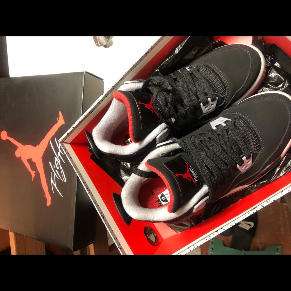 Jordan Bred 4’s Gs size 6Y